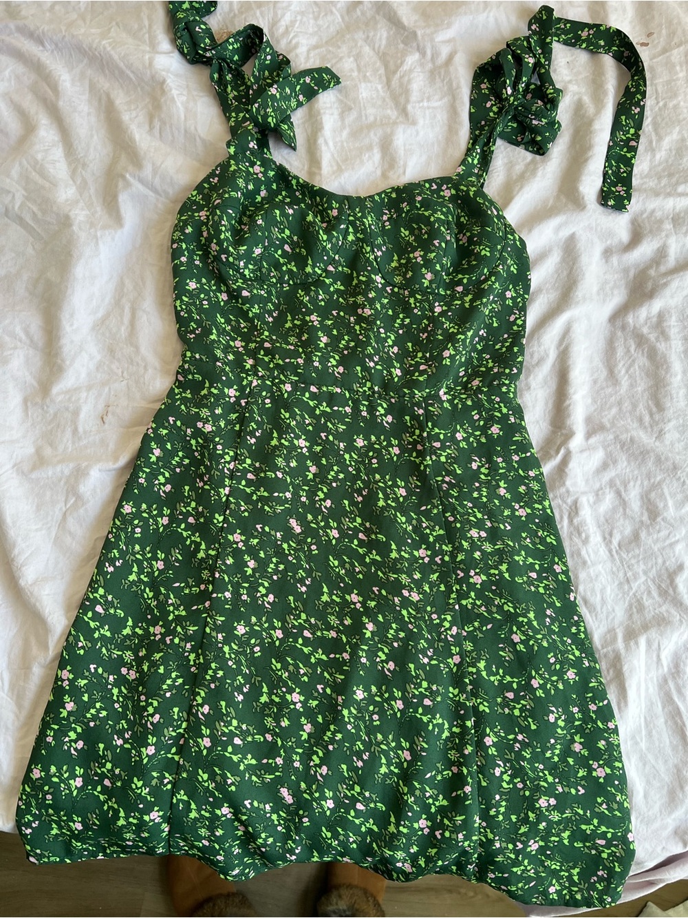 RIHOAS Green Floral Tie-Shoulder Mini Dress